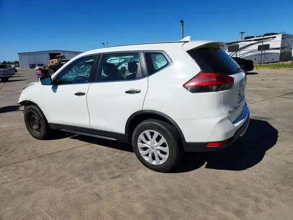 KNMAT2MV9HP509388 2017 NISSAN ROGUE - Image 2