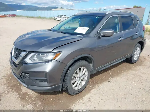 KNMAT2MV9HP510976 2017 NISSAN ROGUE - Image 2
