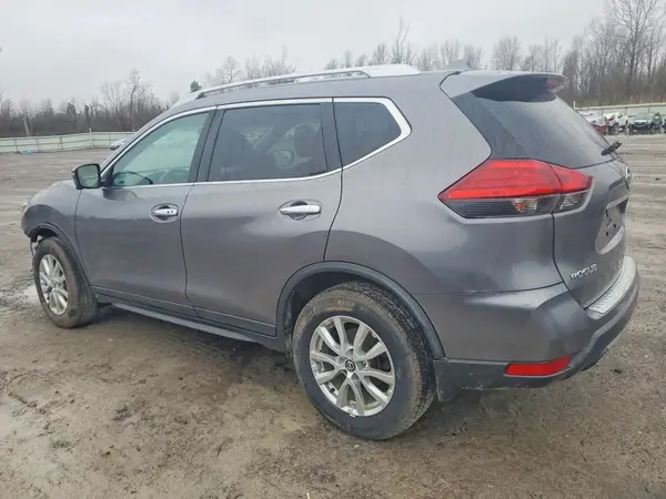 KNMAT2MV9HP512825 2017 NISSAN ROGUE - Image 2