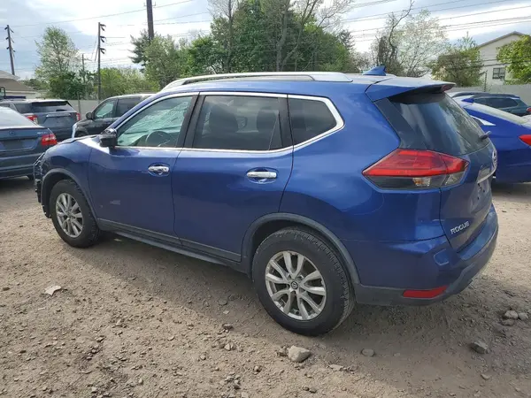 KNMAT2MV9HP514946 2017 NISSAN ROGUE - Image 2