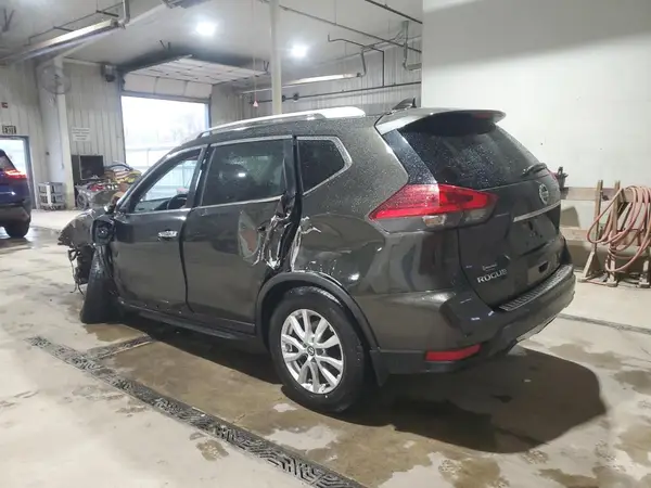 KNMAT2MV9HP515417 2017 NISSAN ROGUE - Image 2