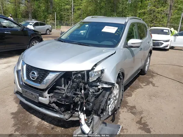 KNMAT2MV9HP516387 2017 NISSAN ROGUE - Image 2