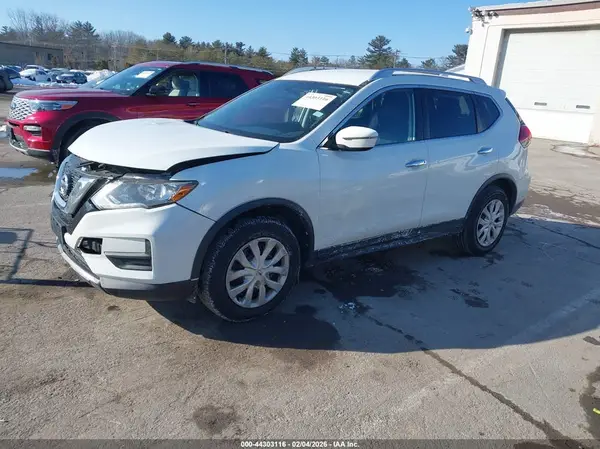 KNMAT2MV9HP518754 2017 NISSAN ROGUE - Image 2