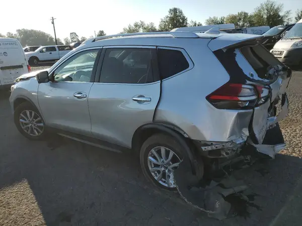 KNMAT2MV9HP530712 2017 NISSAN ROGUE - Image 2