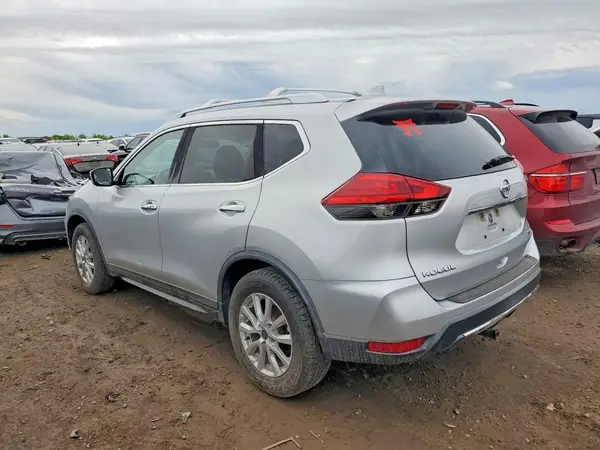 KNMAT2MV9HP531505 2017 NISSAN ROGUE - Image 2