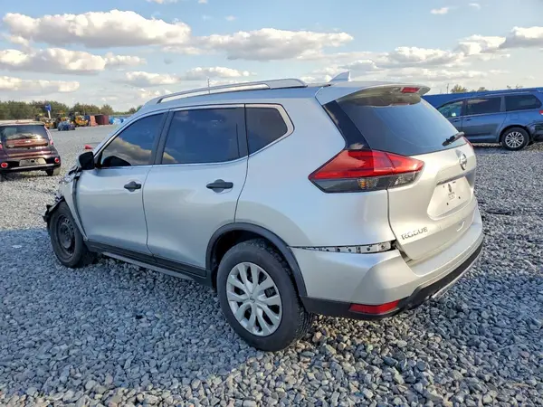 KNMAT2MV9HP532394 2017 NISSAN ROGUE - Image 2