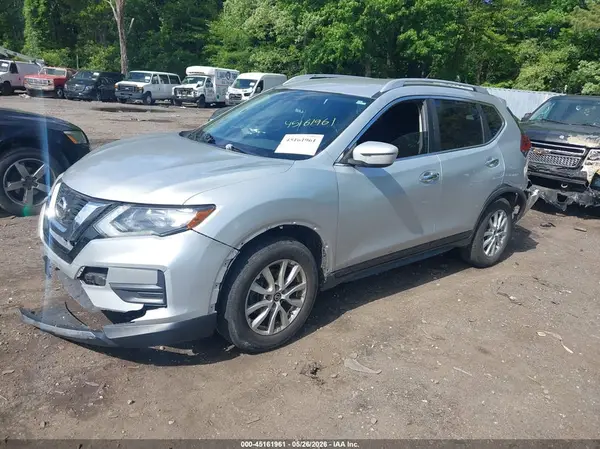 KNMAT2MV9HP533674 2017 NISSAN ROGUE - Image 2