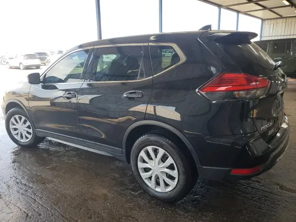 KNMAT2MV9HP534761 2017 NISSAN ROGUE - Image 2