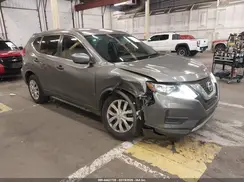 KNMAT2MV9HP536218 2017 NISSAN ROGUE