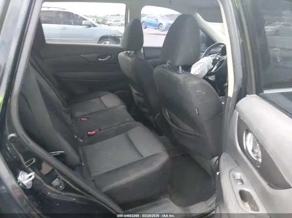 KNMAT2MV9HP536882 2017 NISSAN ROGUE - Image 8
