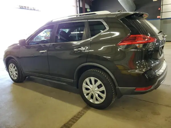 KNMAT2MV9HP538132 2017 NISSAN ROGUE - Image 2