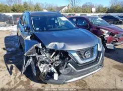KNMAT2MV9HP542259 2017 NISSAN ROGUE