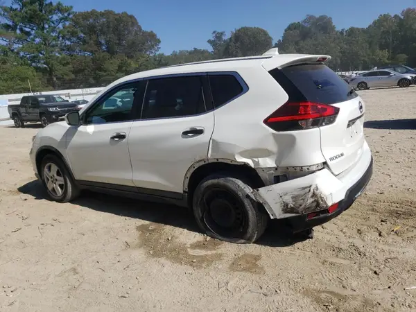 KNMAT2MV9HP548787 2017 NISSAN ROGUE - Image 2