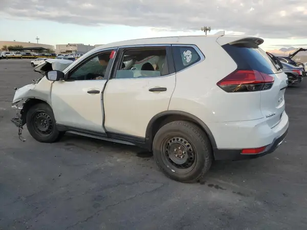 KNMAT2MV9HP552029 2017 NISSAN ROGUE - Image 2