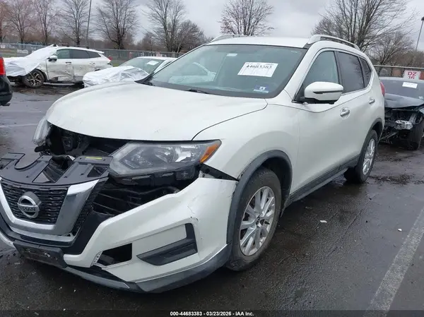 KNMAT2MV9HP562012 2017 NISSAN ROGUE - Image 2