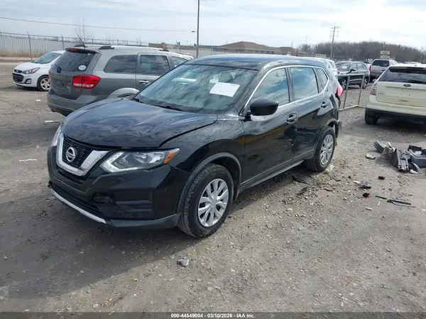 KNMAT2MV9HP565525 2017 NISSAN ROGUE - Image 2