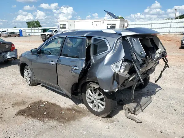 KNMAT2MV9HP568697 2017 NISSAN ROGUE - Image 2