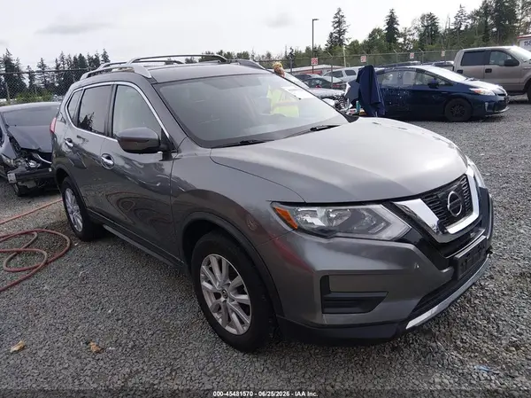 KNMAT2MV9HP579506 2017 NISSAN ROGUE - Image 1