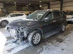 KNMAT2MV9HP580137 2017 NISSAN ROGUE