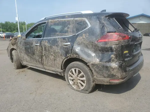 KNMAT2MV9HP589159 2017 NISSAN ROGUE - Image 2