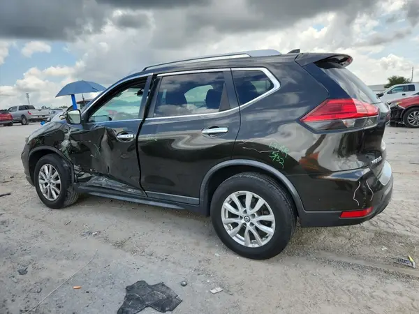 KNMAT2MV9HP589971 2017 NISSAN ROGUE - Image 2
