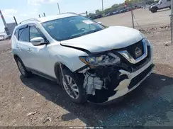KNMAT2MV9HP602539 2017 NISSAN ROGUE