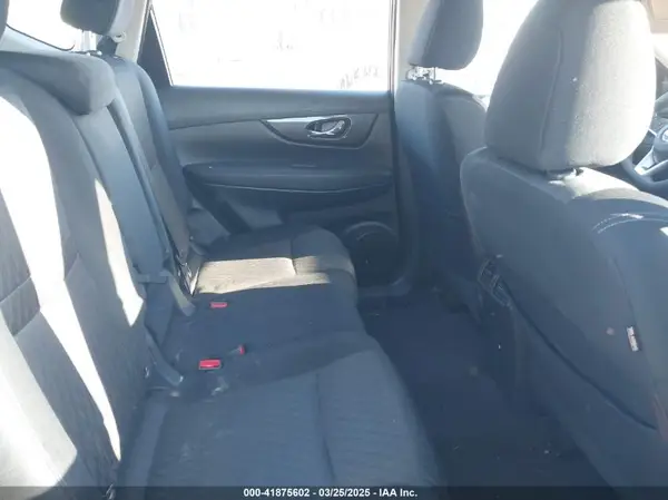 KNMAT2MV9HP604064 2017 NISSAN ROGUE - Image 8