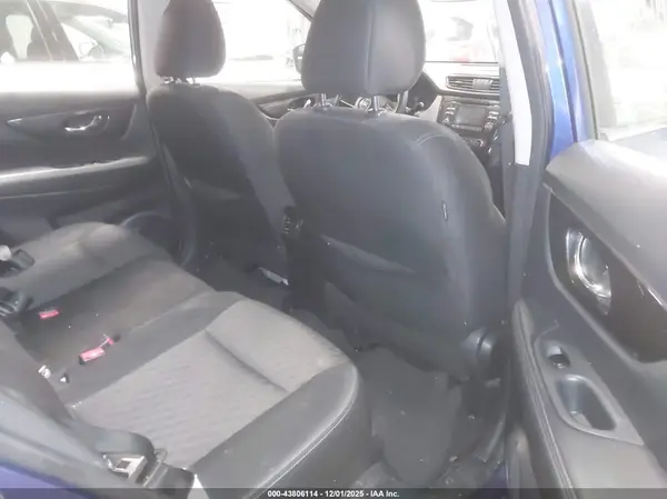 KNMAT2MV9HP607126 2017 NISSAN ROGUE - Image 8