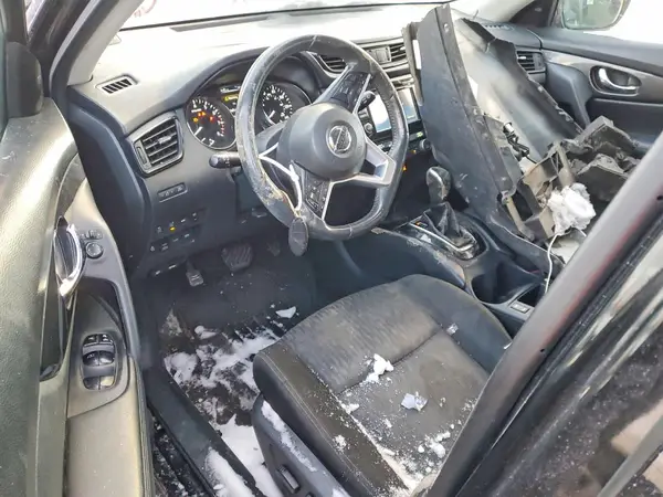 KNMAT2MV9HP608289 2017 NISSAN ROGUE - Image 8