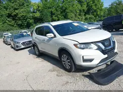 KNMAT2MV9HP608616 2017 NISSAN ROGUE