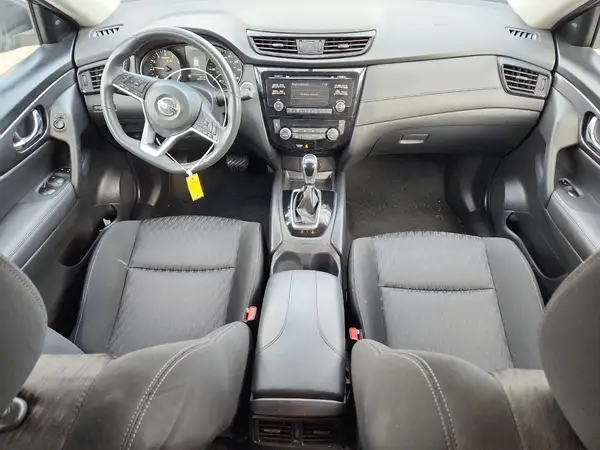 KNMAT2MV9HP613069 2017 NISSAN ROGUE - Image 8