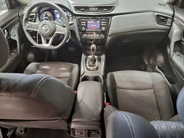 KNMAT2MV9HP619180 2017 NISSAN ROGUE - Image 8