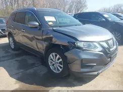 KNMAT2MV9HP619339 2017 NISSAN ROGUE