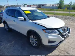 KNMAT2MV9JP501149 2018 NISSAN ROGUE