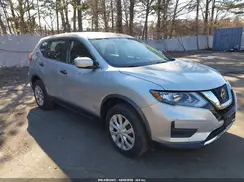 KNMAT2MV9JP501748 2018 NISSAN ROGUE