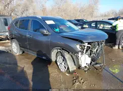 KNMAT2MV9JP506383 2018 NISSAN ROGUE