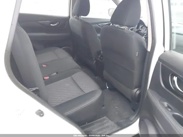 KNMAT2MV9JP516430 2018 NISSAN ROGUE - Image 8