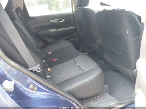 KNMAT2MV9JP519912 2018 NISSAN ROGUE - Image 8