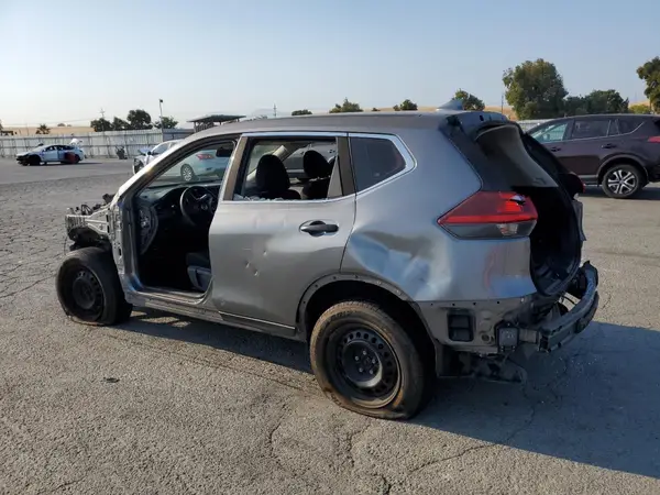 KNMAT2MV9JP521529 2018 NISSAN ROGUE - Image 2