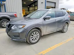 KNMAT2MV9JP523863 2018 NISSAN ROGUE