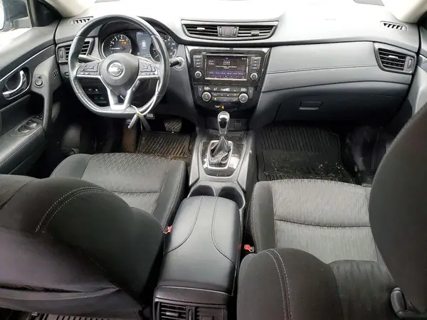 KNMAT2MV9JP523863 2018 NISSAN ROGUE - Image 8