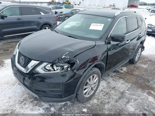 KNMAT2MV9JP534152 2018 NISSAN ROGUE - Image 2