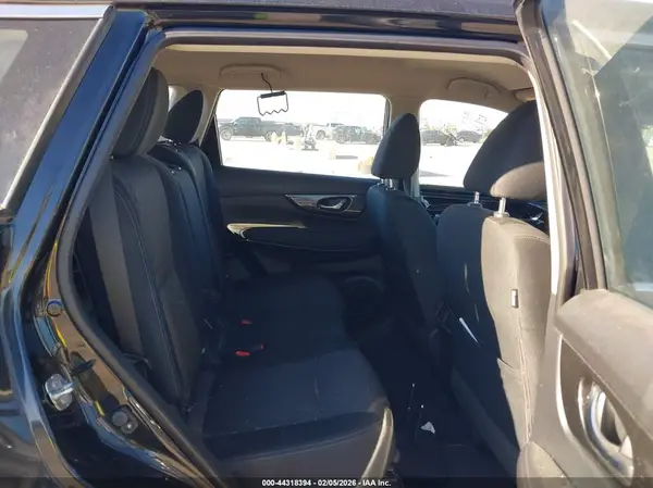 KNMAT2MV9JP539612 2018 NISSAN ROGUE - Image 8