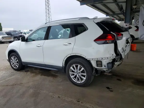 KNMAT2MV9JP541442 2018 NISSAN ROGUE - Image 2