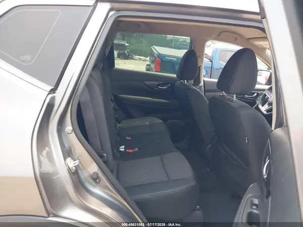 KNMAT2MV9JP543109 2018 NISSAN ROGUE - Image 8