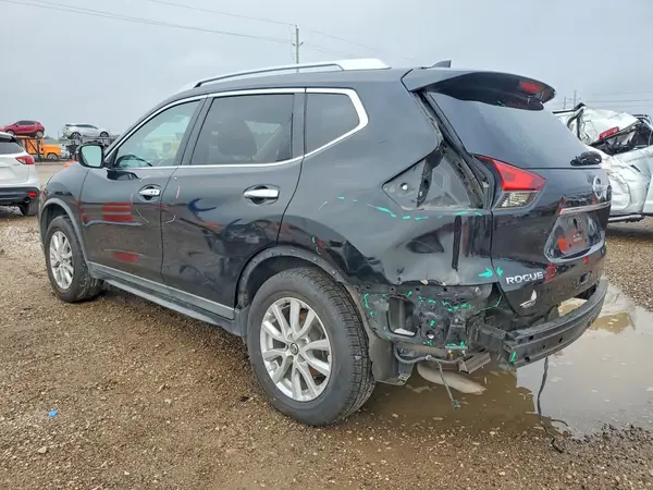 KNMAT2MV9JP549668 2018 NISSAN ROGUE - Image 2