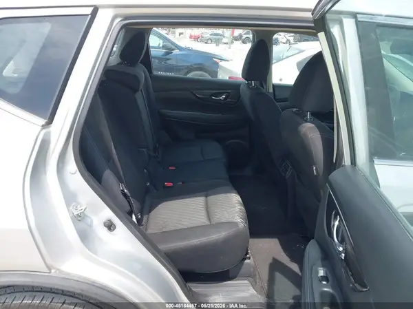 KNMAT2MV9JP550545 2018 NISSAN ROGUE - Image 8
