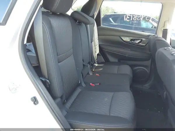 KNMAT2MV9JP551484 2018 NISSAN ROGUE - Image 8