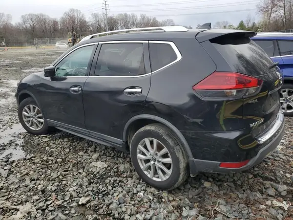 KNMAT2MV9JP554630 2018 NISSAN ROGUE - Image 2