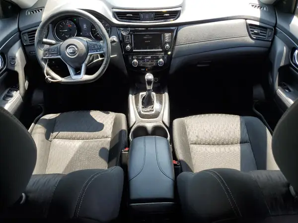 KNMAT2MV9JP557317 2018 NISSAN ROGUE - Image 8